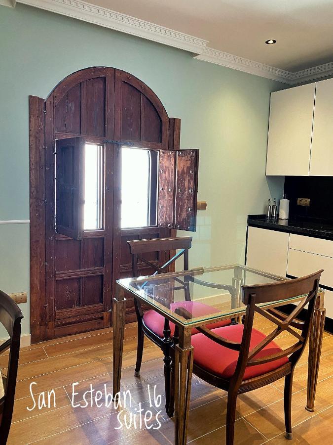 Suites San Esteban 16 Principe Sevilla Dış mekan fotoğraf